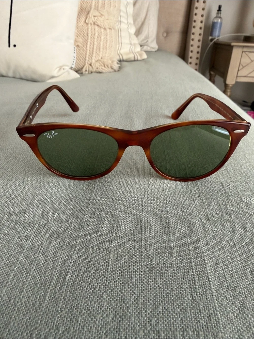 Womens Raybans - Picture 2 of 8